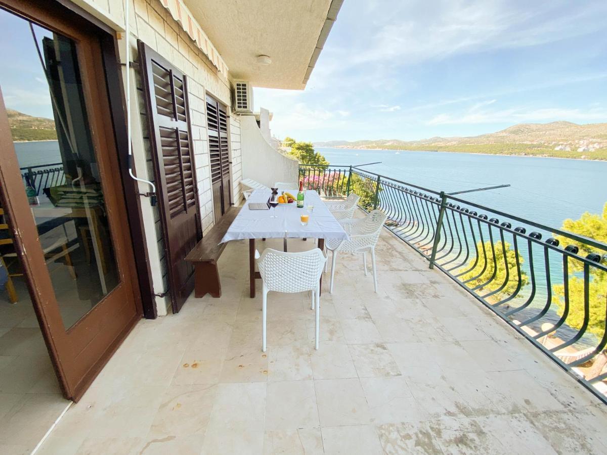 Seaview & Beachfront Apartments Jakov Donji Okrug  Kültér fotó