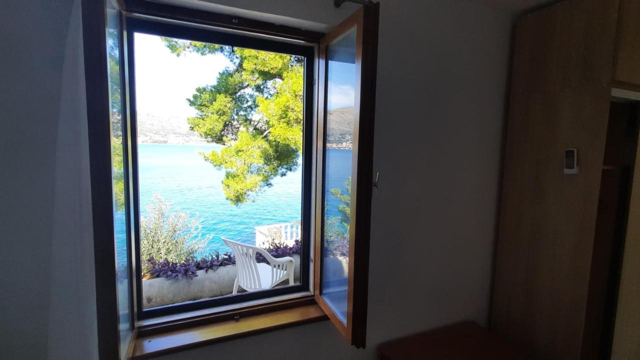 Seaview & Beachfront Apartments Jakov Donji Okrug  Kültér fotó